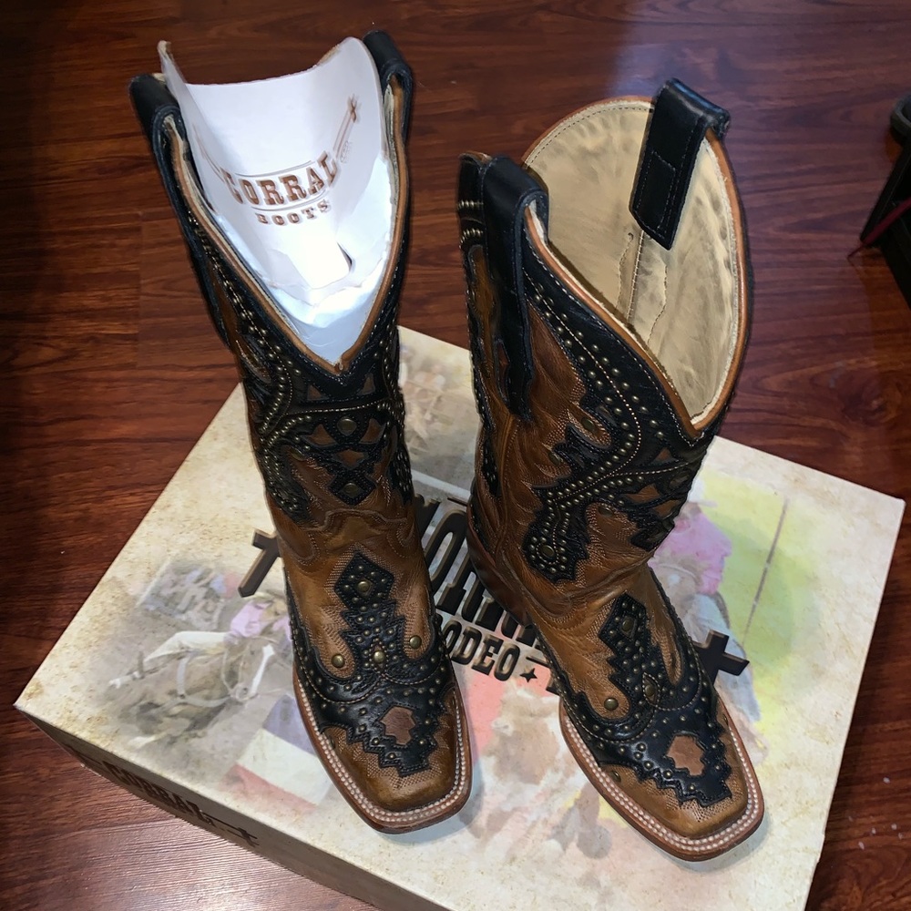 Corral Saltillo Square toe boots